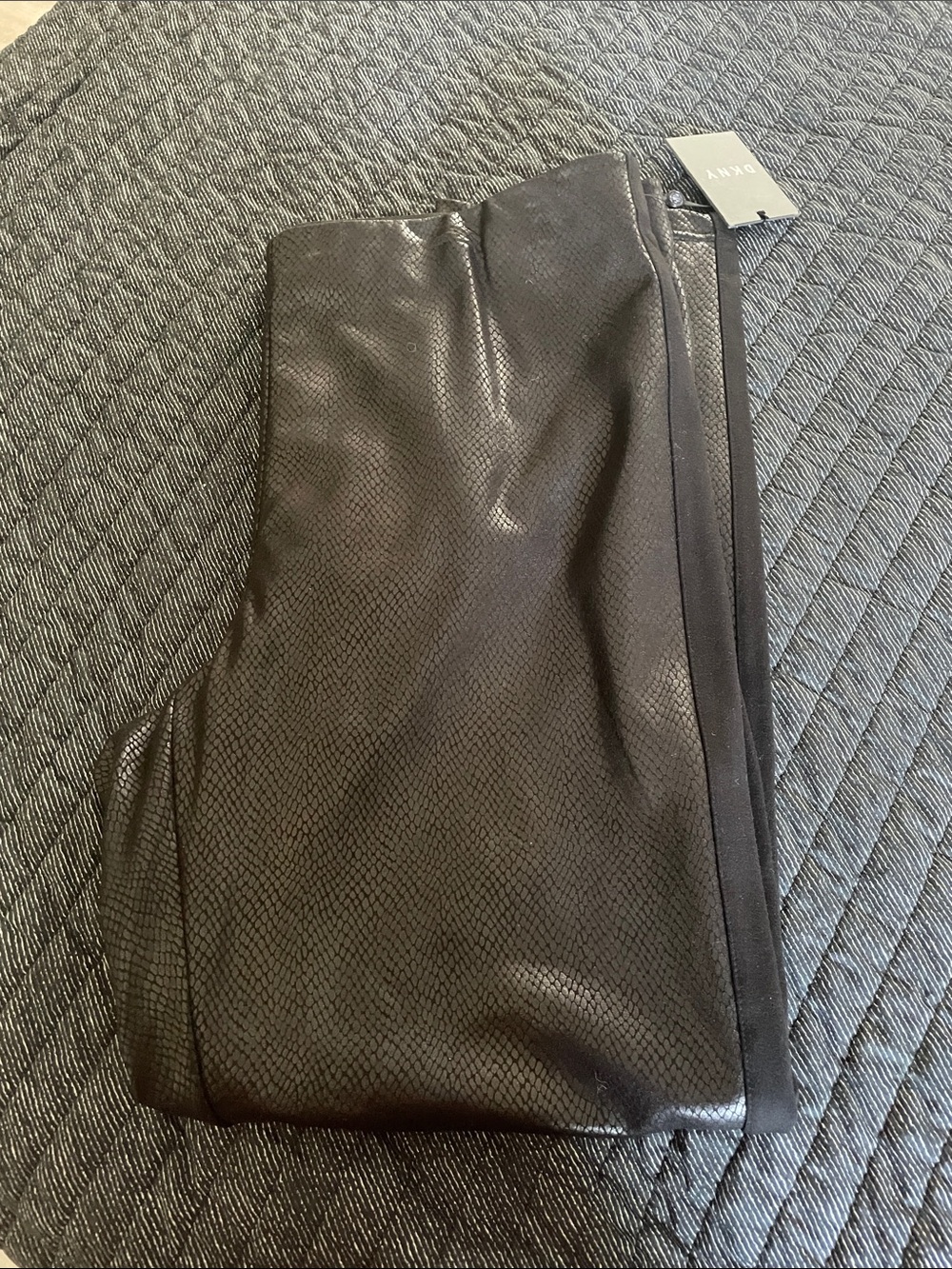 DKNY Black City Lights Textured Women's Leggings - Picture 7 of 8